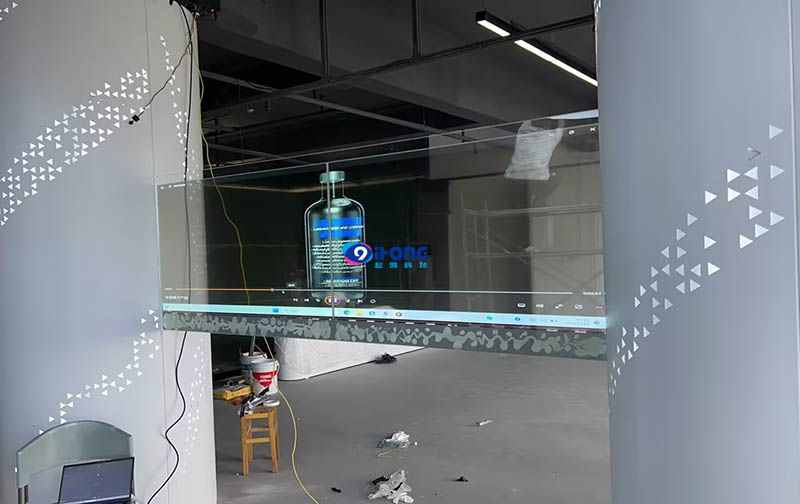 武漢某展廳啟用OLED透明屏，企業(yè)展示煥新顏